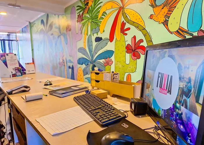 Fuxia House Hostel
